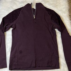 LuLulemon Size 10 Sweatshirt